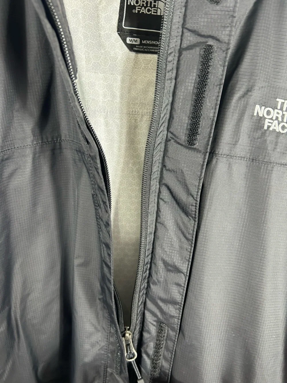 The North Face Men’s Black Cyclone Wind‎ Jacket Size Medium